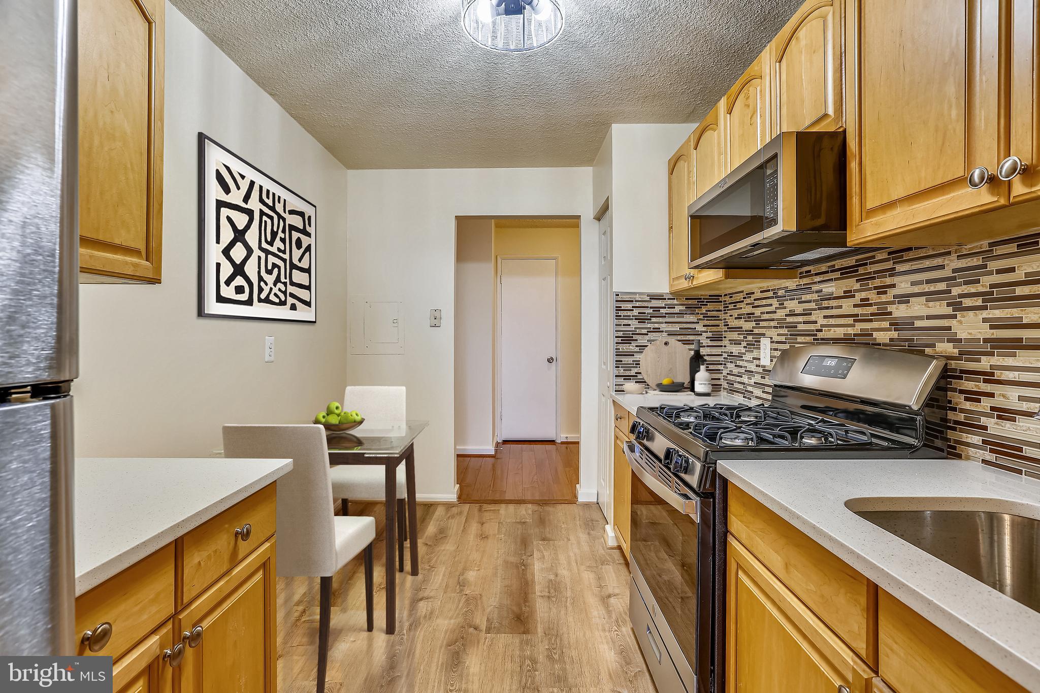 AMERICANA CENTRE - Residential