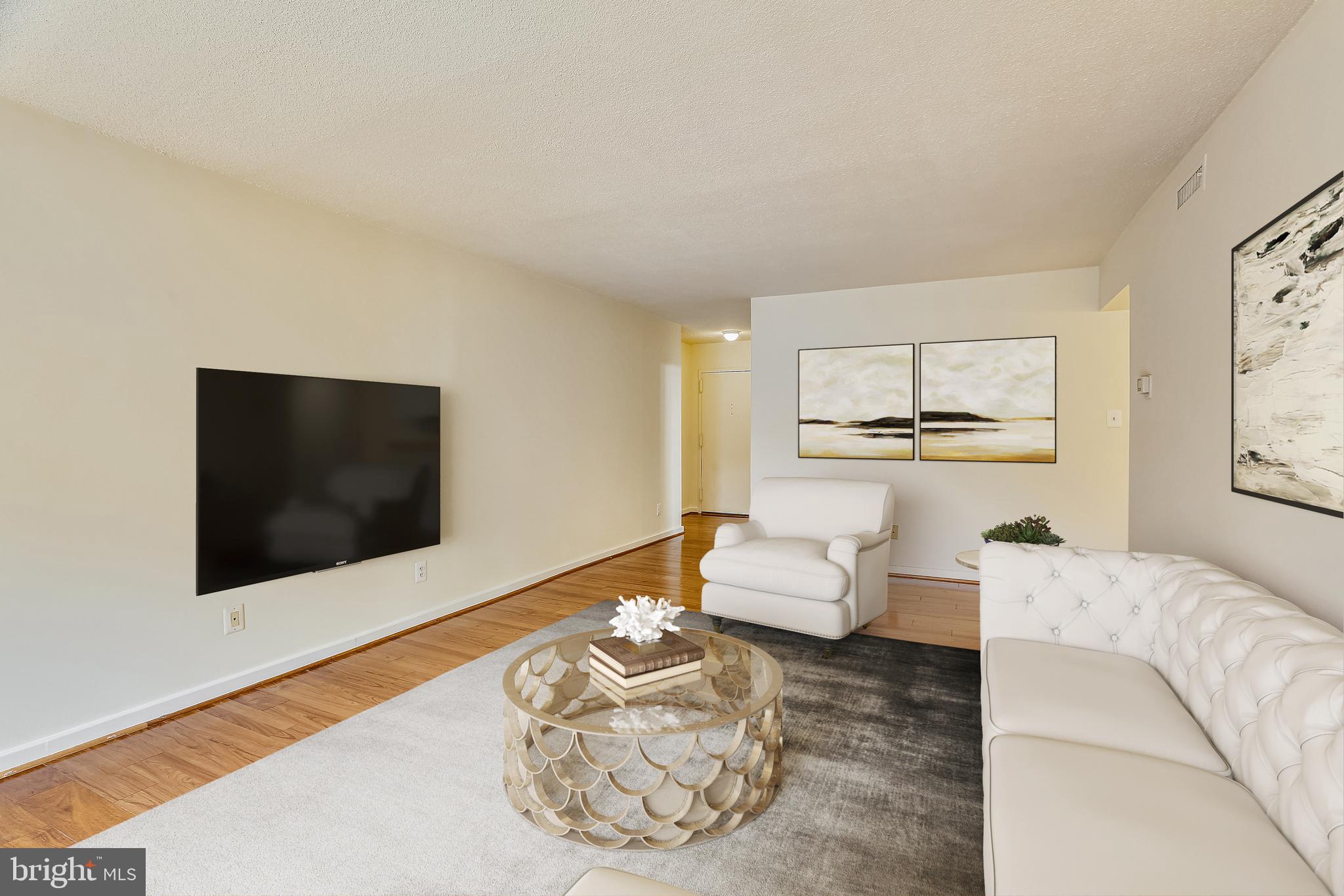 AMERICANA CENTRE - Residential