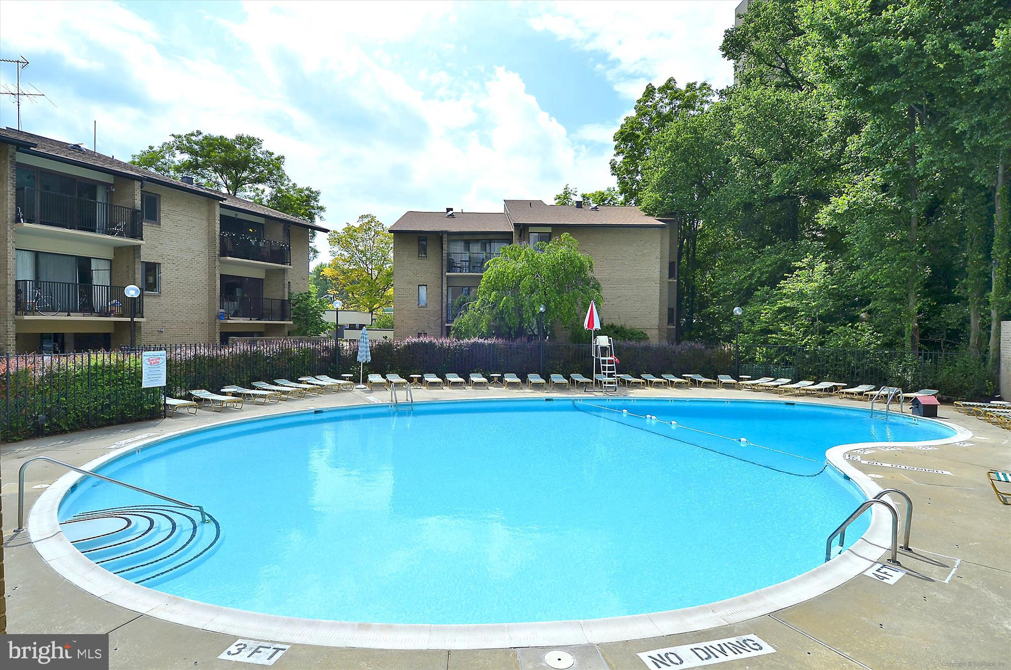 AMERICANA CENTRE - Residential