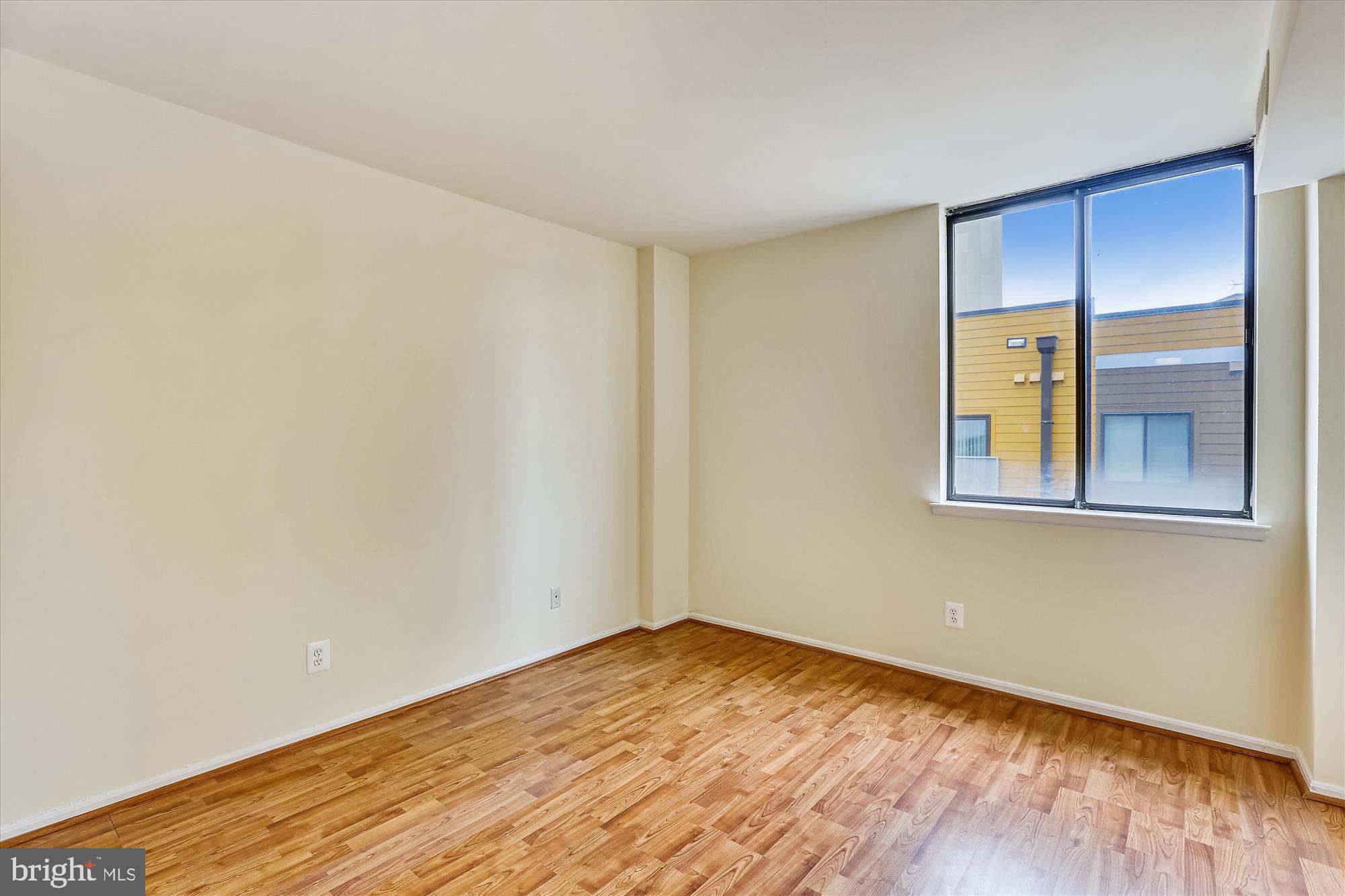 AMERICANA CENTRE - Residential