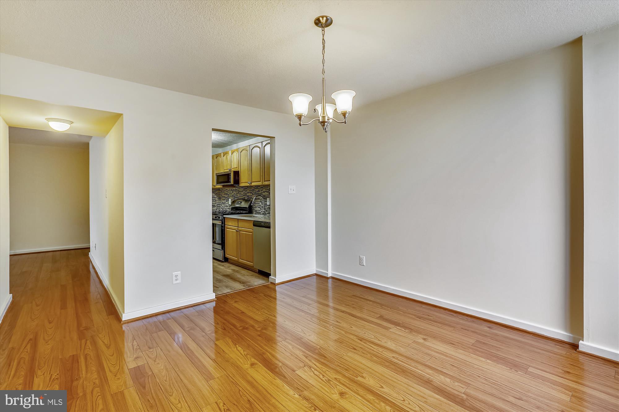 AMERICANA CENTRE - Residential