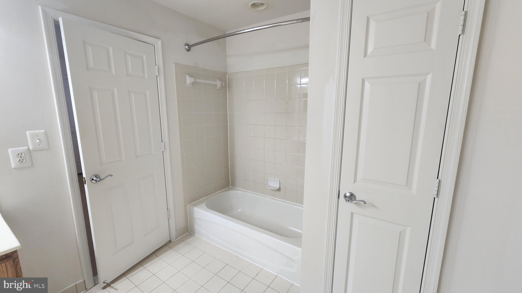 CHERRYDALE - Residential Lease