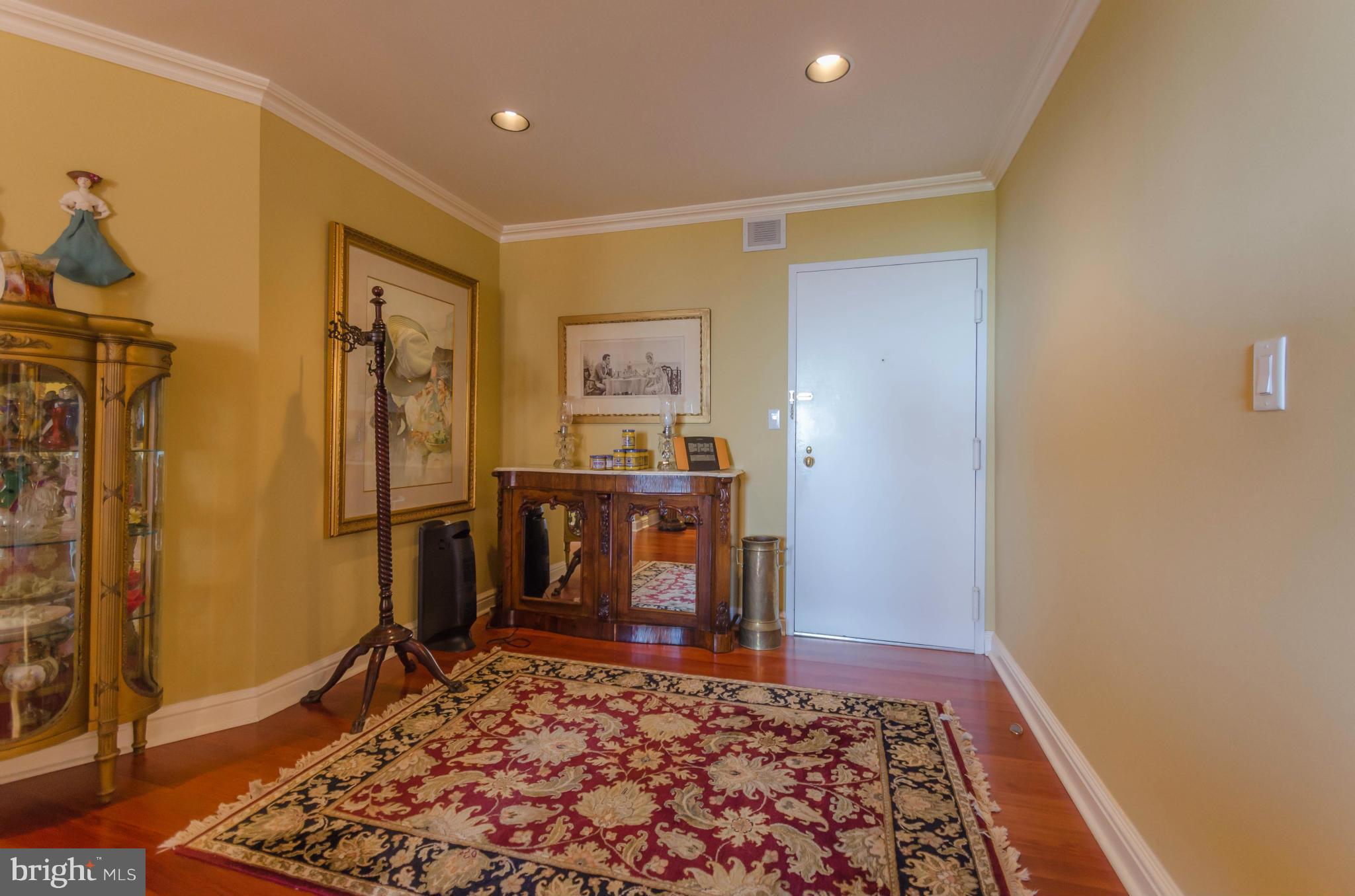 CROSS KEYS - Residential