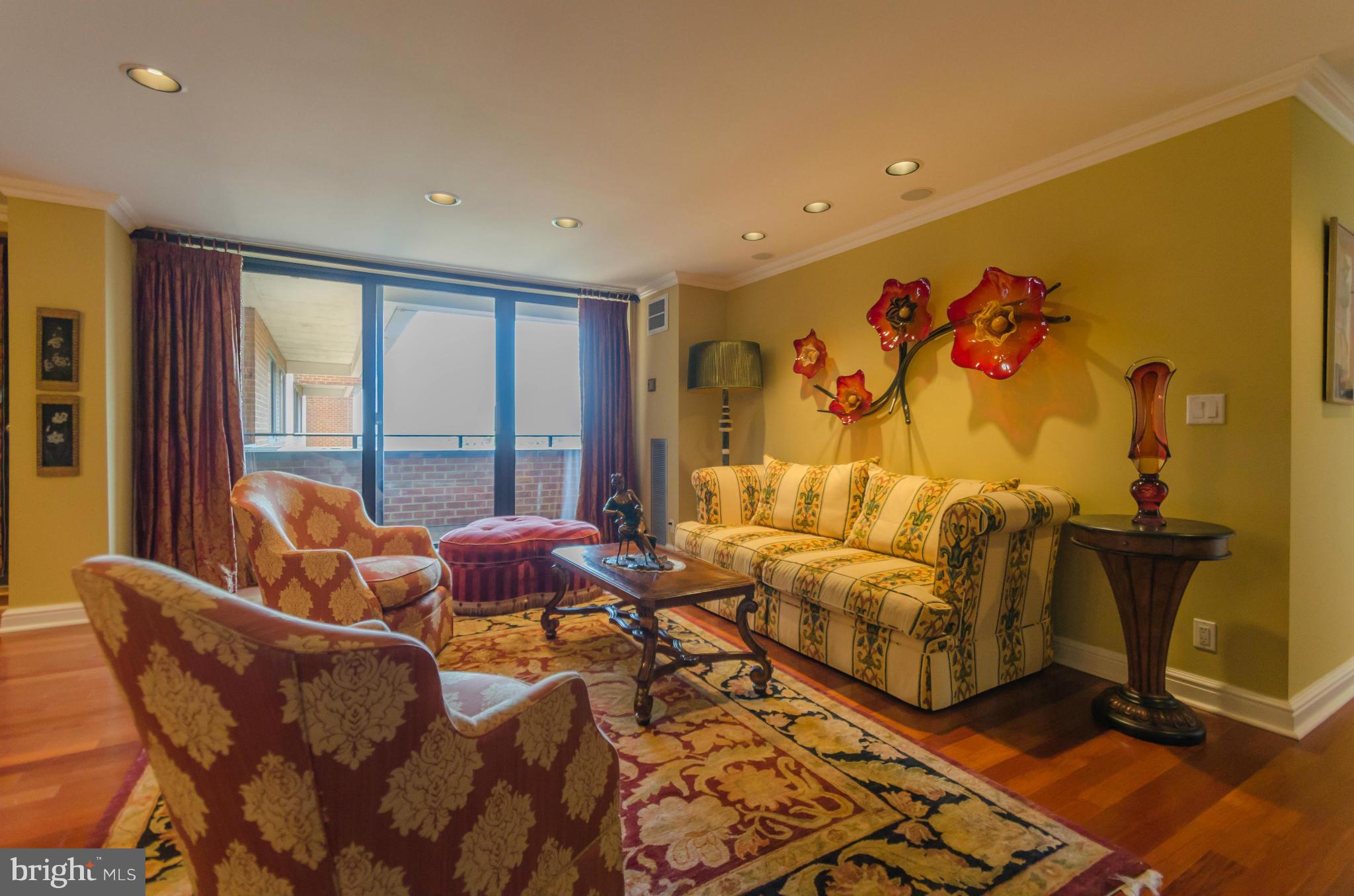 CROSS KEYS - Residential