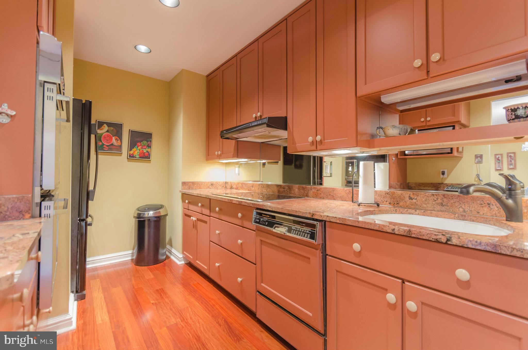 CROSS KEYS - Residential