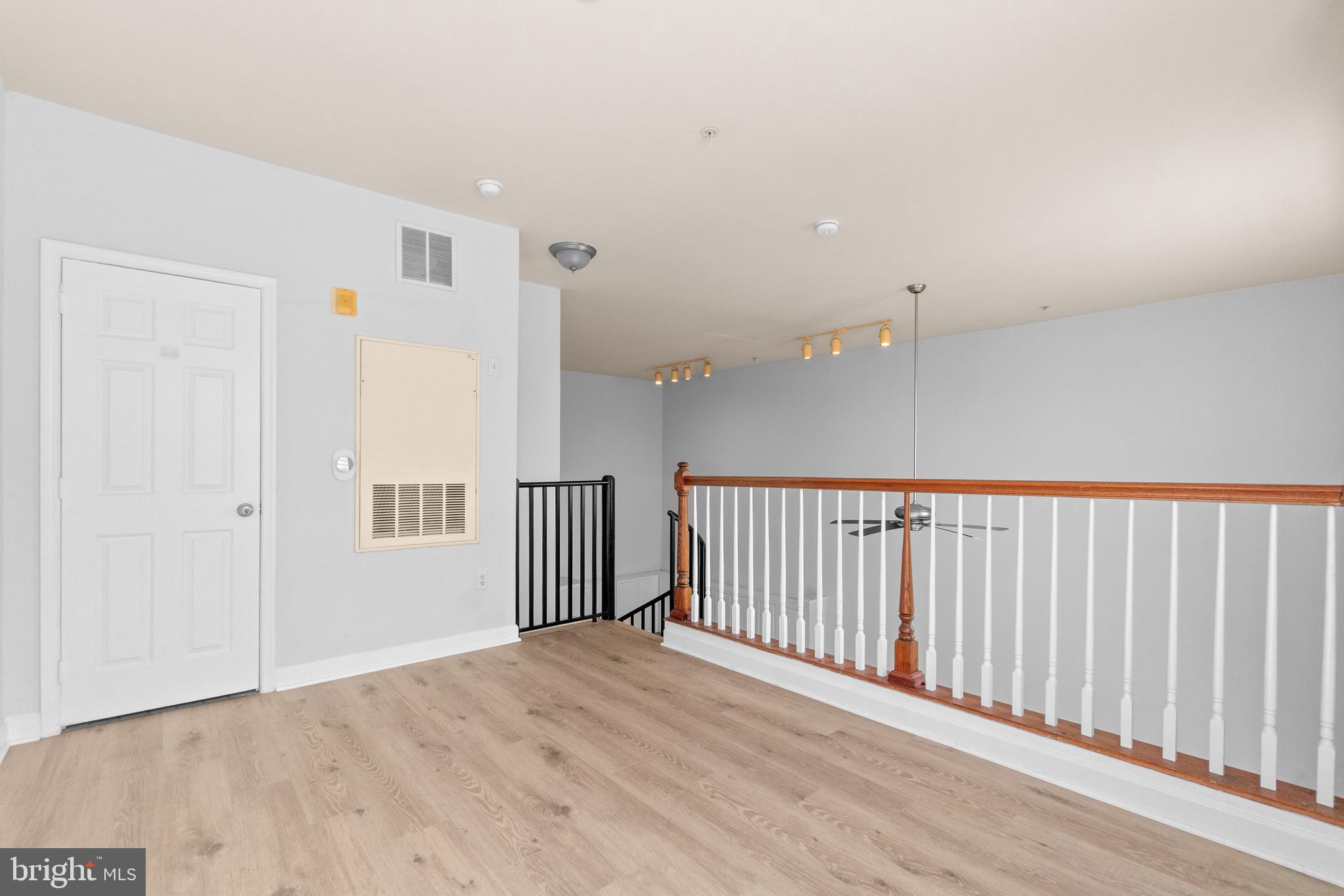 FITZ AT ROCKVILLE TOWN C - Residential
