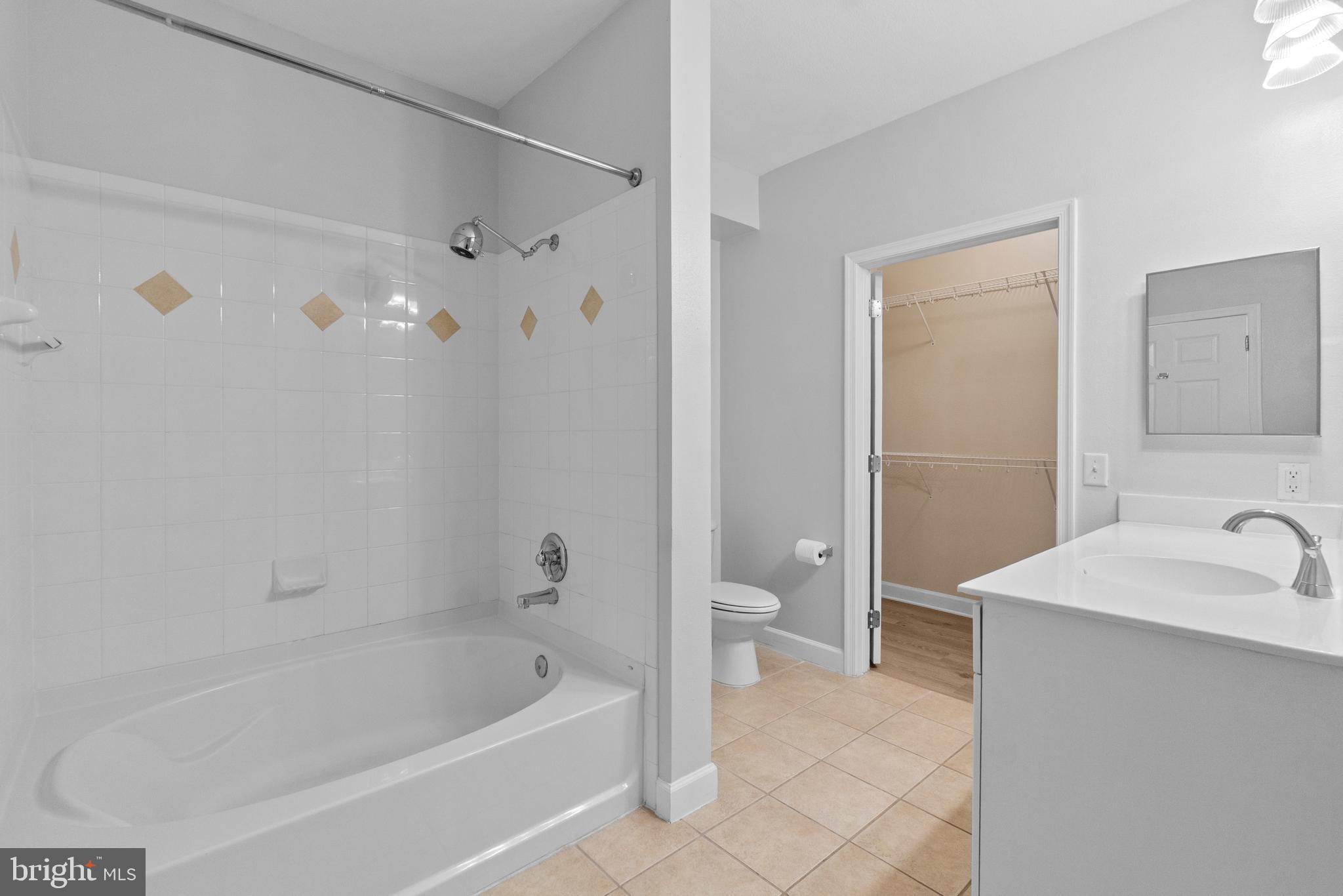 FITZ AT ROCKVILLE TOWN C - Residential
