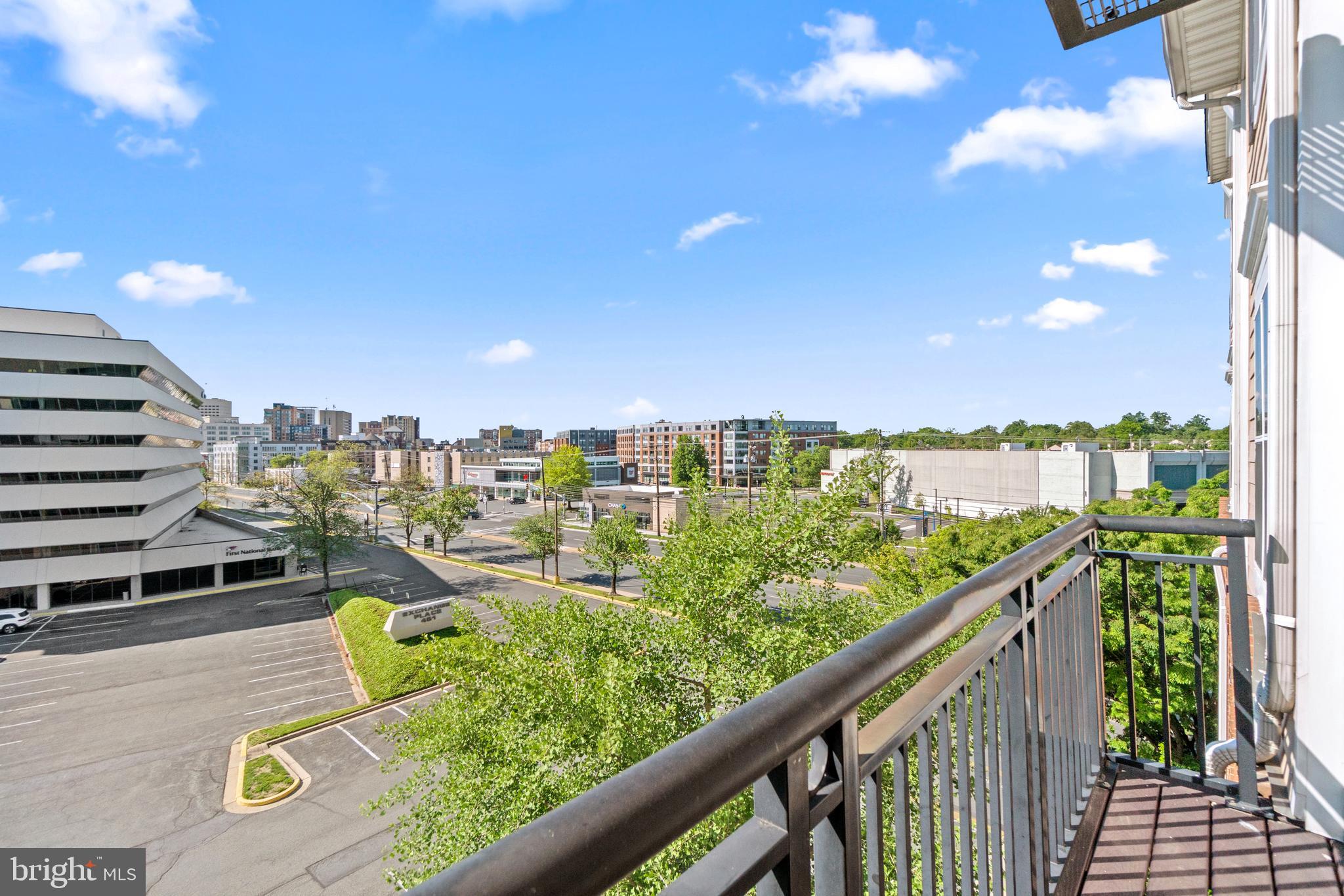 501 HUNGERFORD DRIVE 315