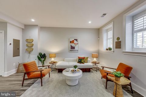 819 D STREET NE 7 WASHINGTON DC 20002