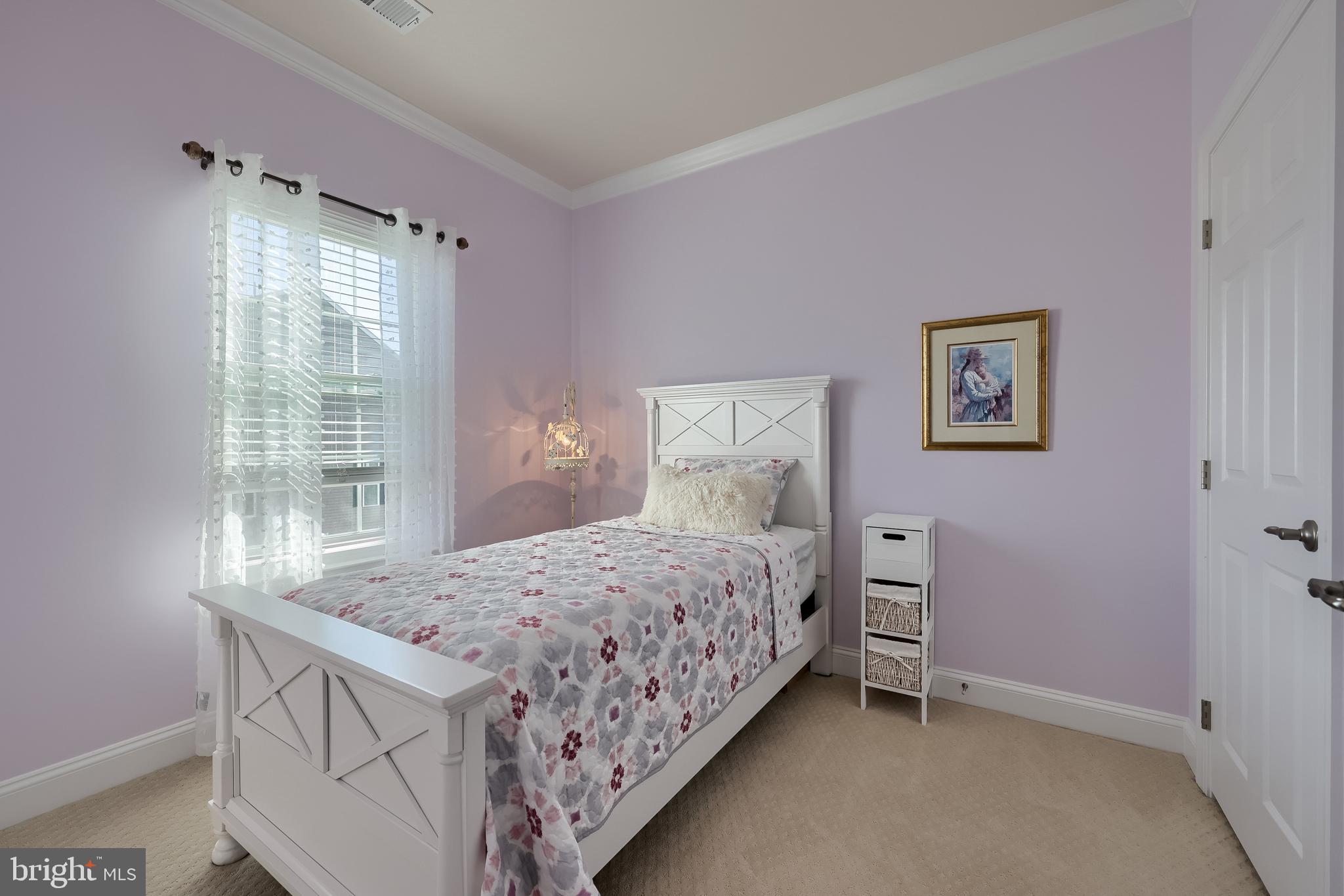 STONEGATE AT REGENTS GLEN - Residential