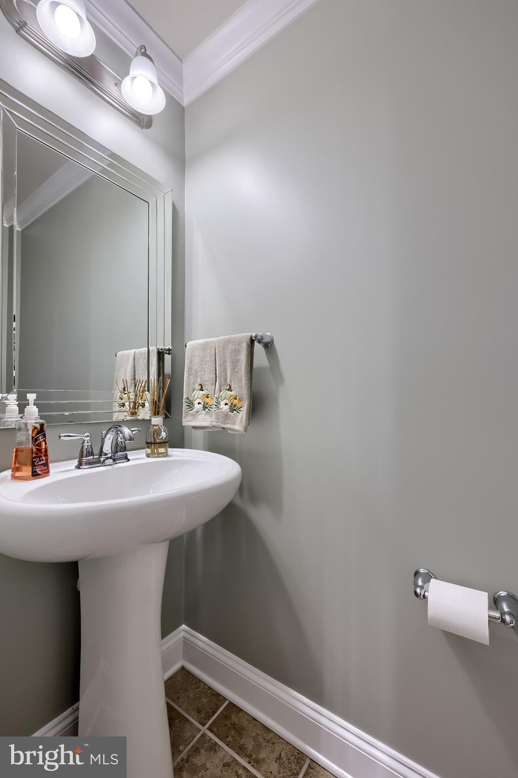 STONEGATE AT REGENTS GLEN - Residential