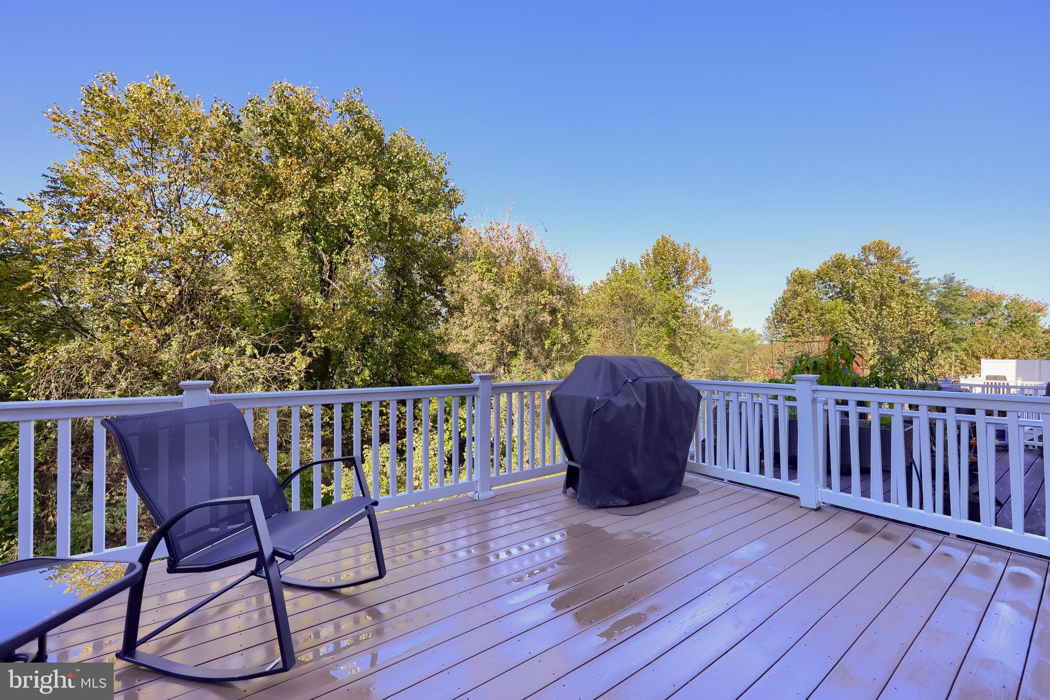 STONEGATE AT REGENTS GLEN - Residential