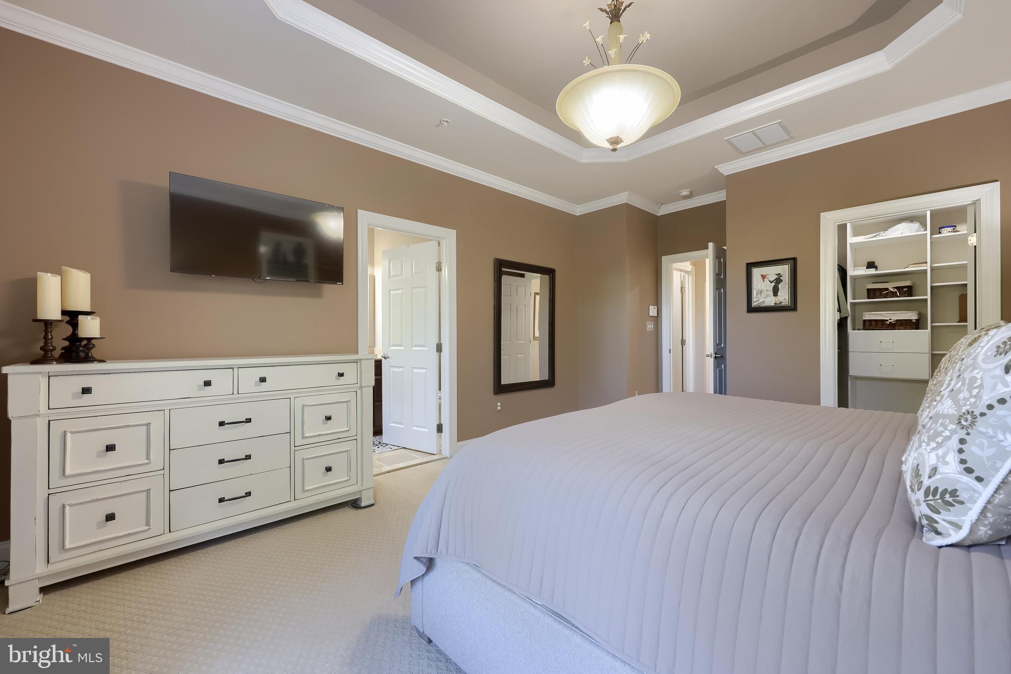 STONEGATE AT REGENTS GLEN - Residential