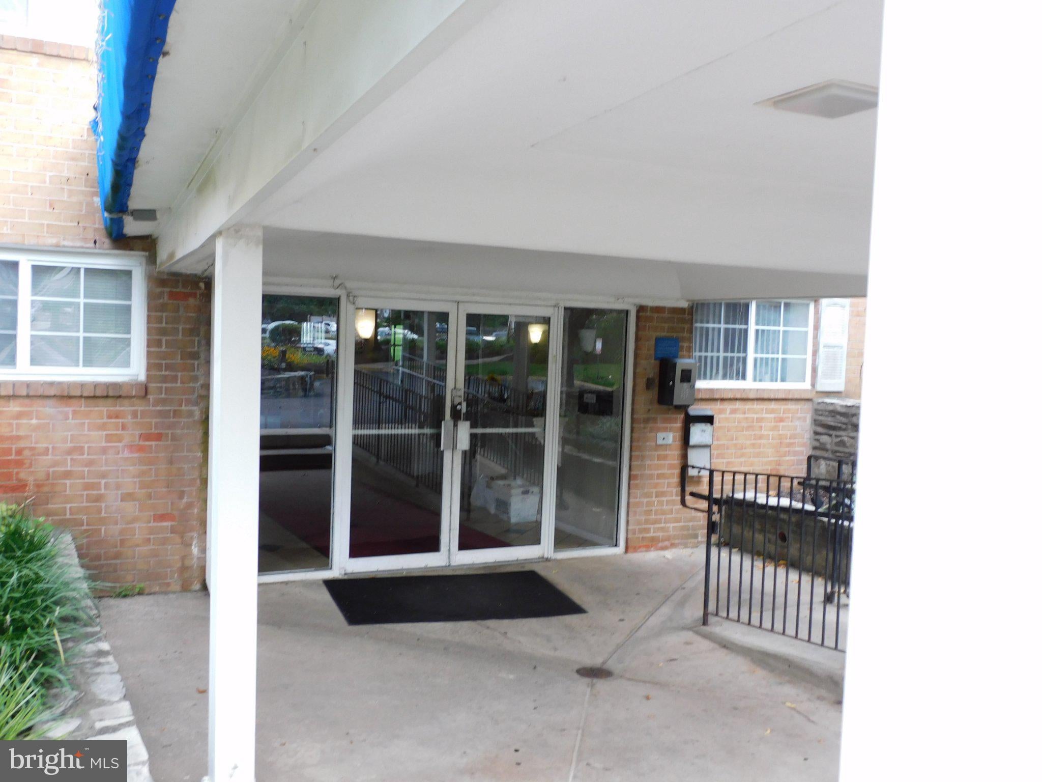 300 BYBERRY ROAD L14