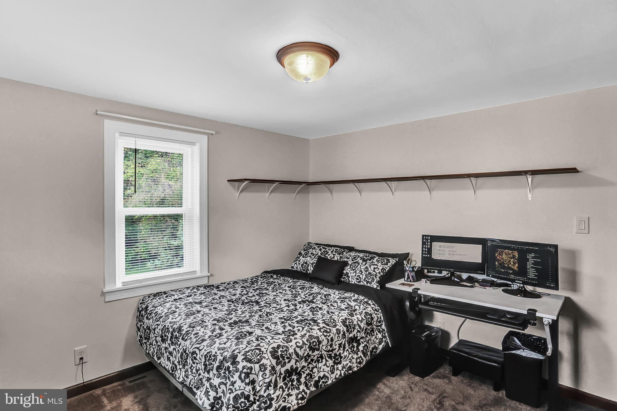 GLEN ROCK BORO - Residential