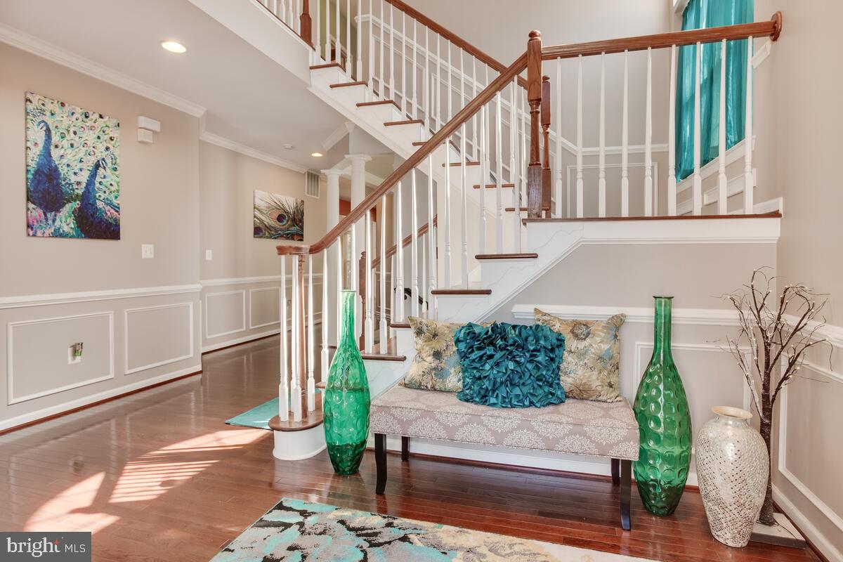 BRENTWOOD - Residential