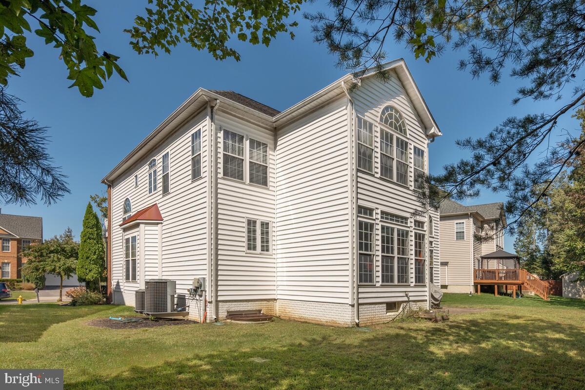 BRENTWOOD - Residential