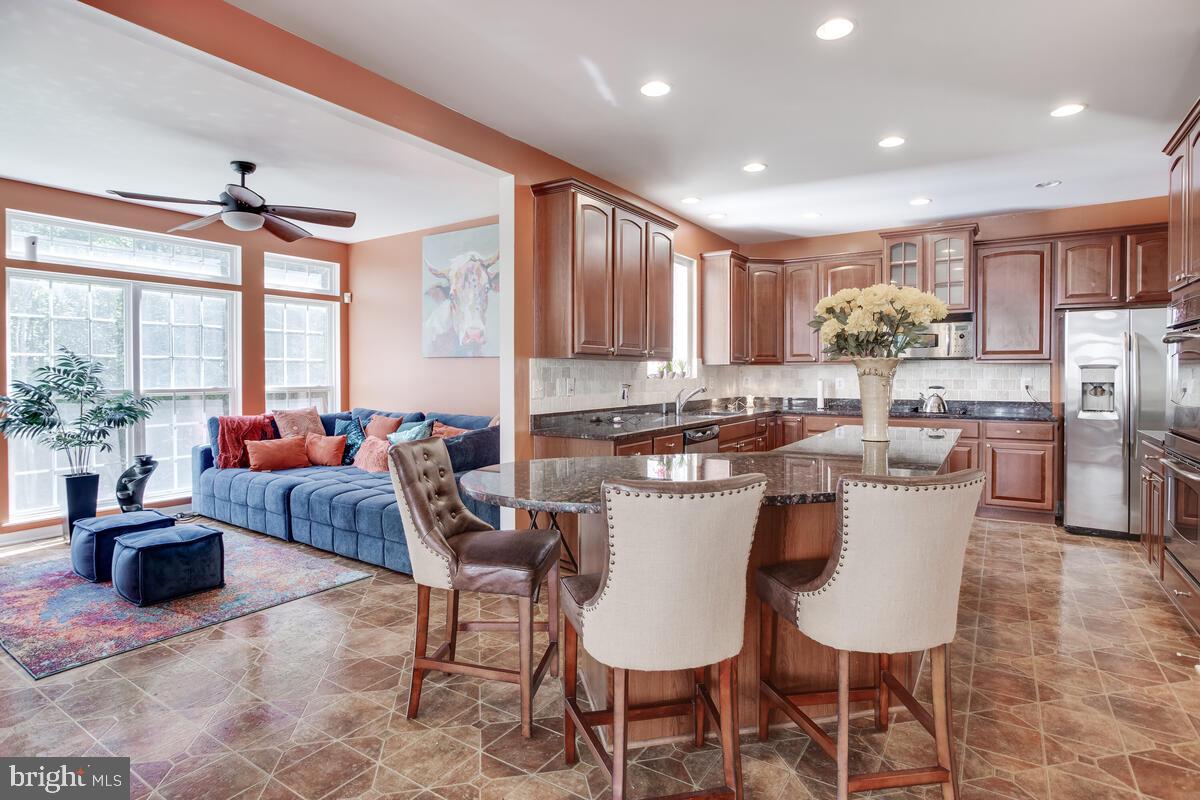 BRENTWOOD - Residential