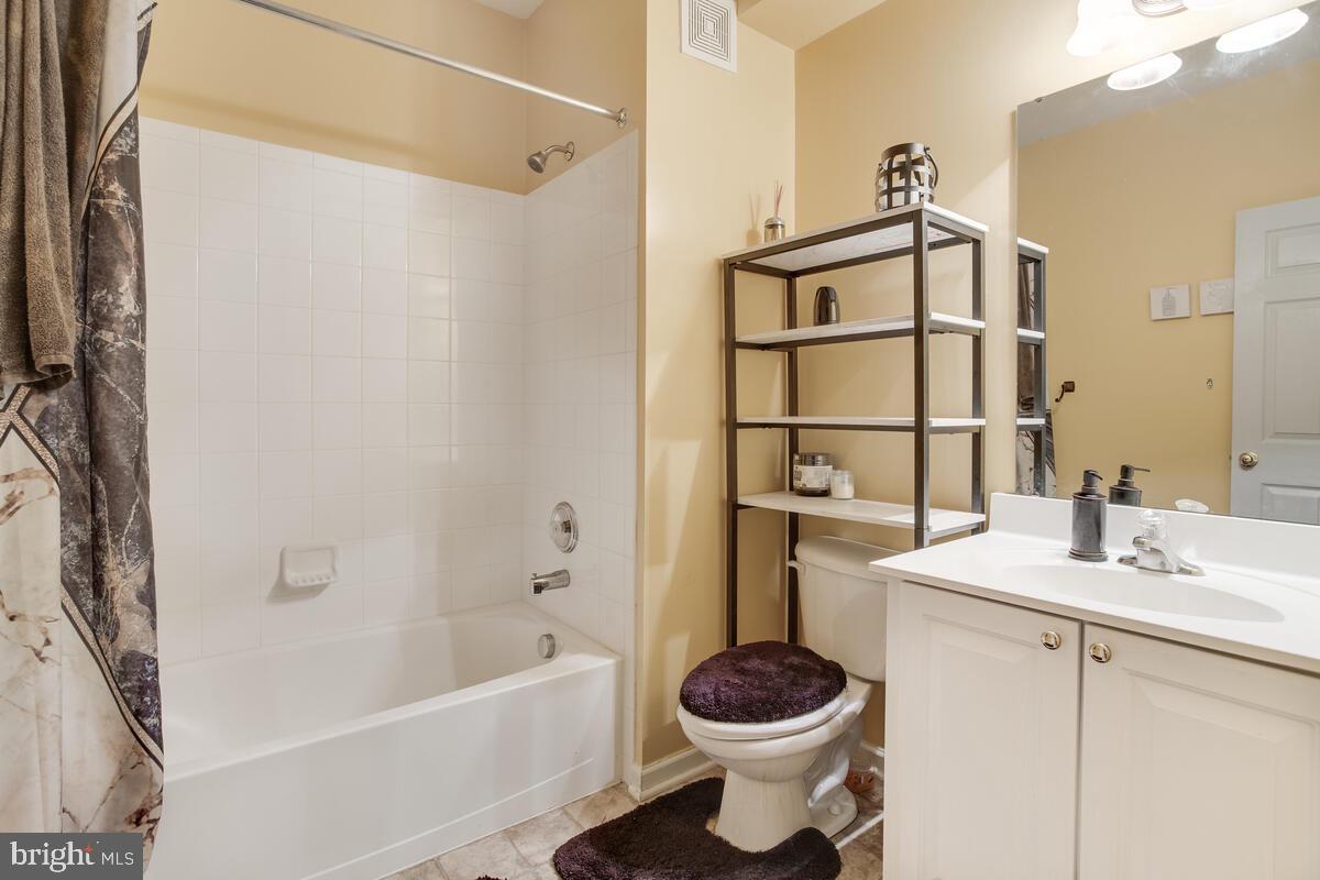 BRENTWOOD - Residential