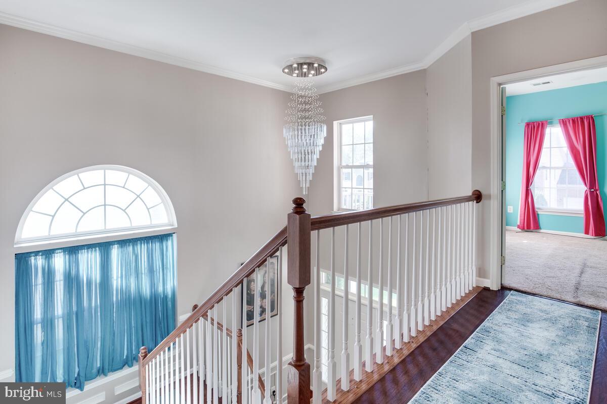 BRENTWOOD - Residential