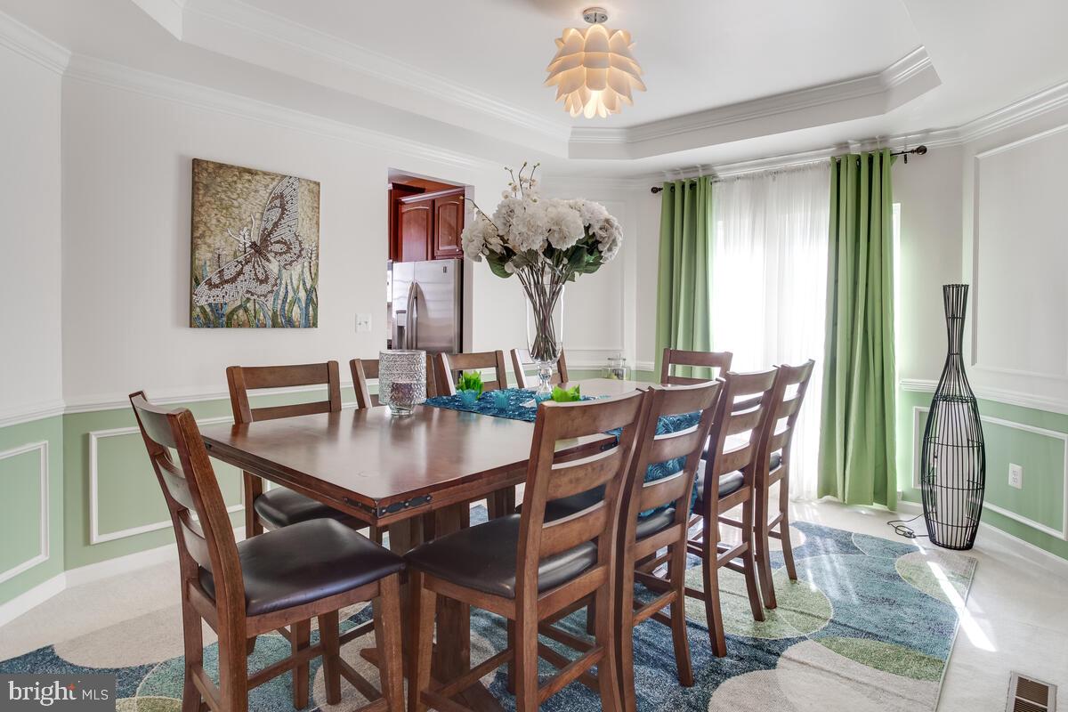 BRENTWOOD - Residential