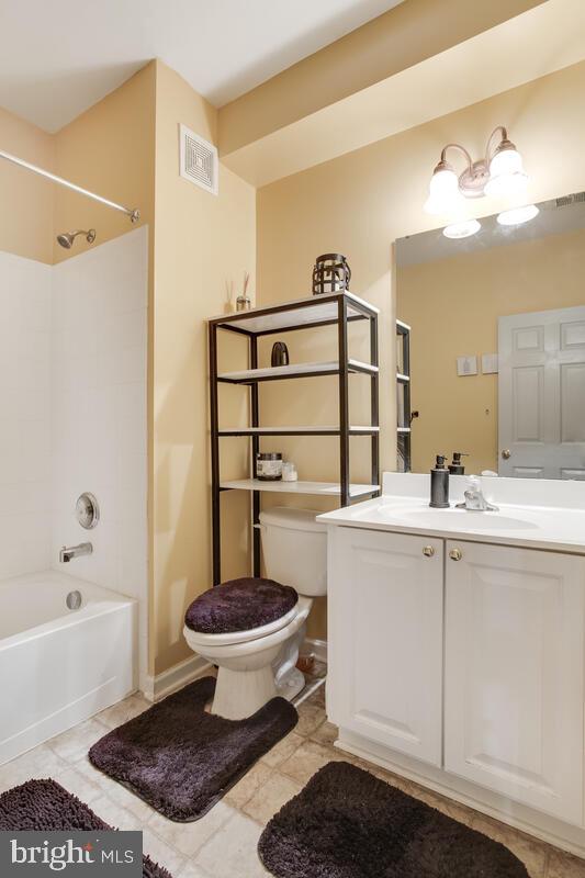 BRENTWOOD - Residential