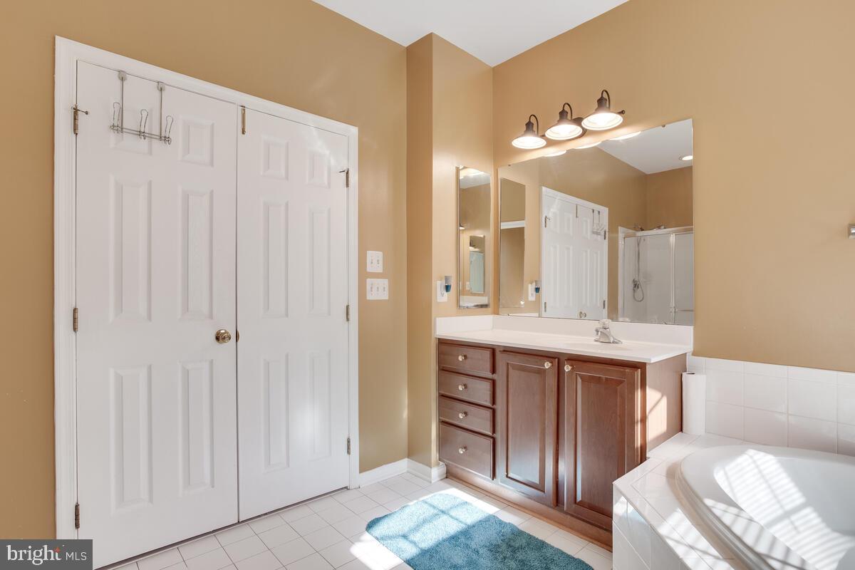 BRENTWOOD - Residential