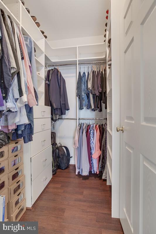 BRENTWOOD - Residential