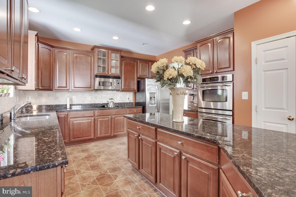 BRENTWOOD - Residential