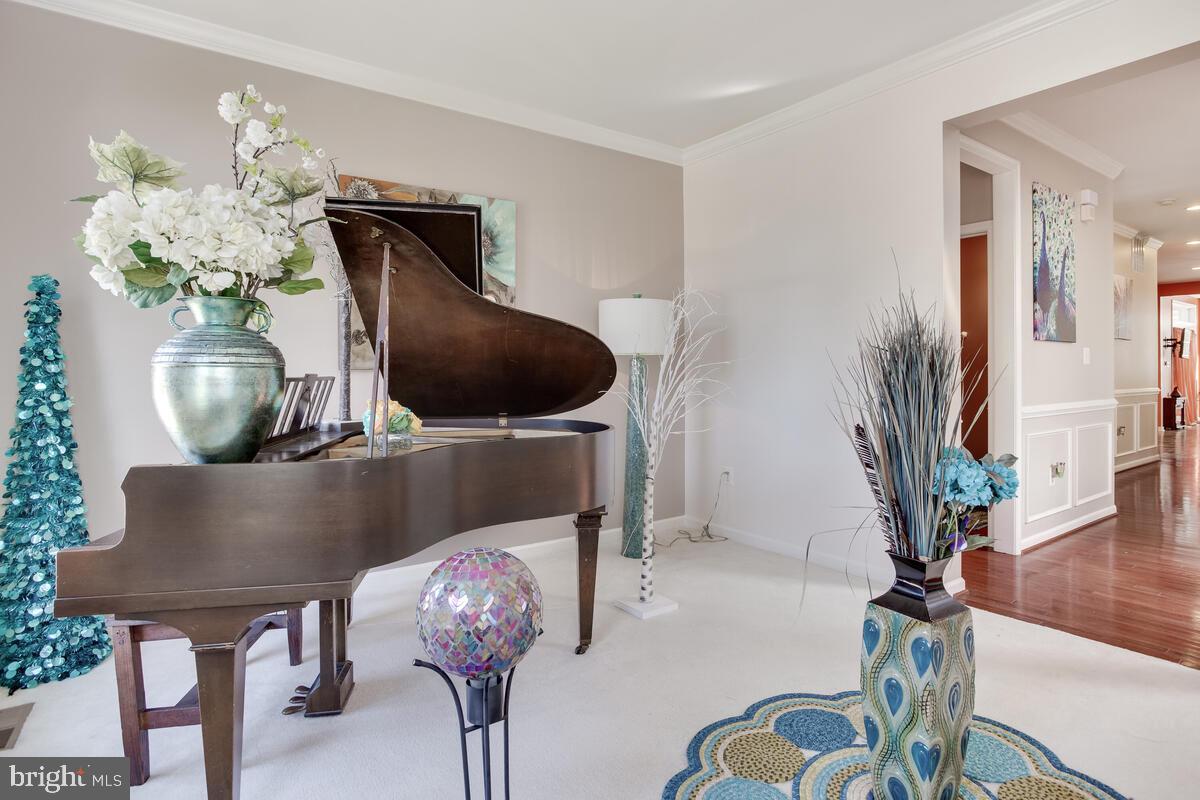 BRENTWOOD - Residential