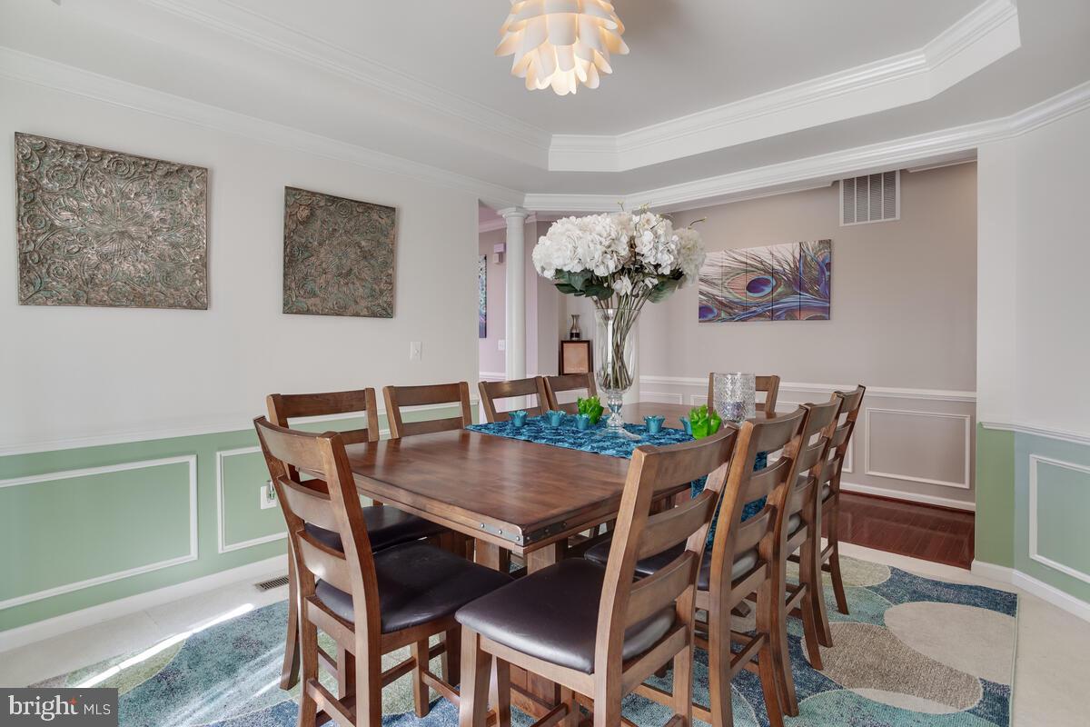 BRENTWOOD - Residential