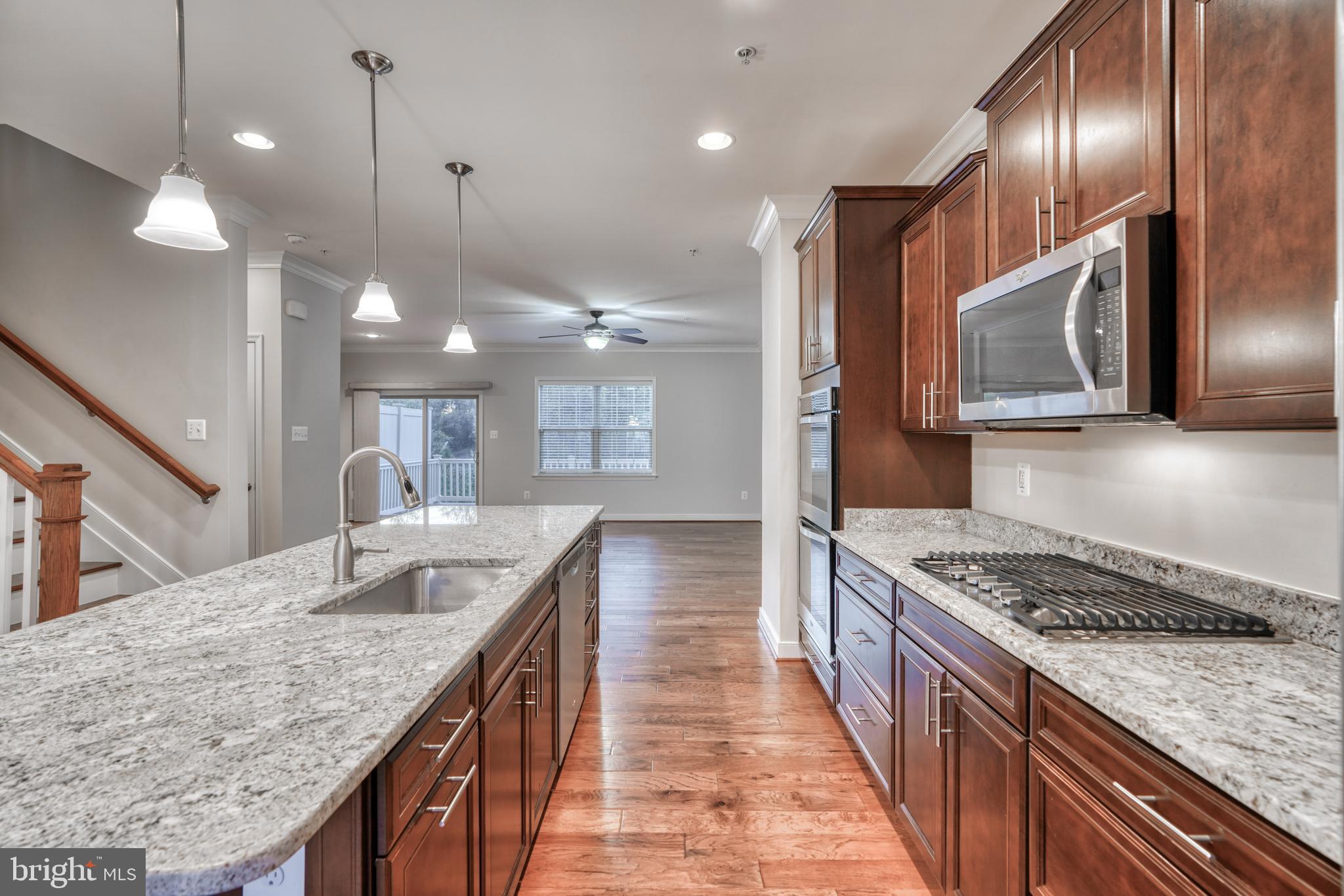 HUNT VALLEY - Residential Lease