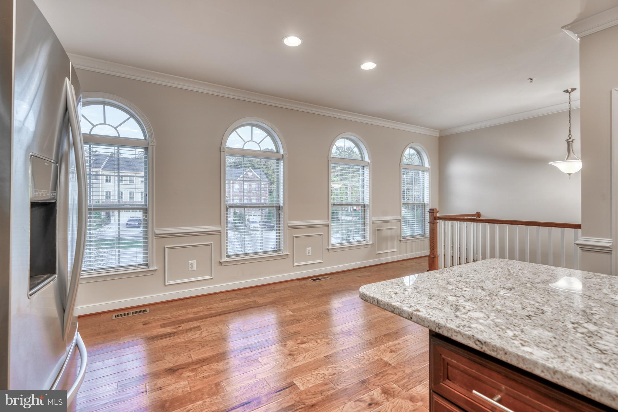 HUNT VALLEY - Residential Lease