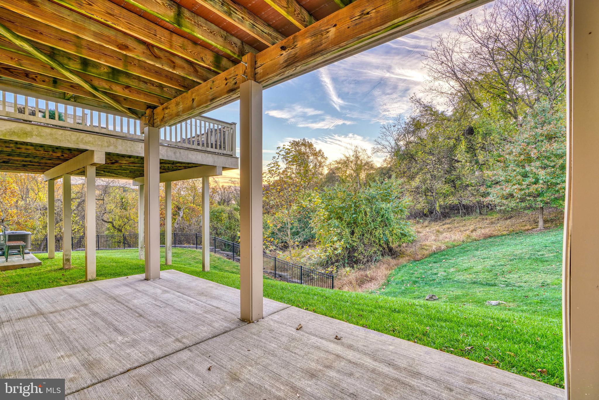 HUNT VALLEY - Residential Lease