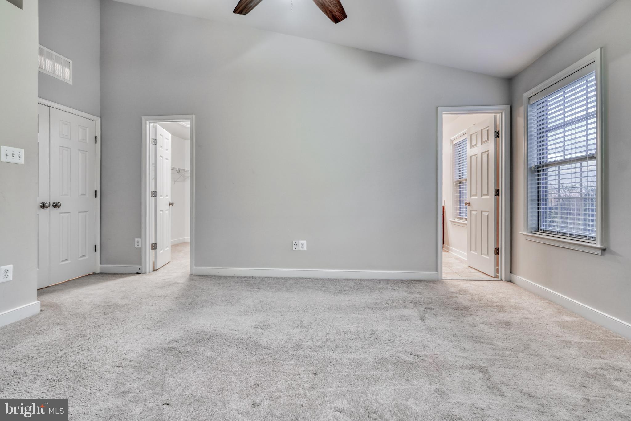 HUNT VALLEY - Residential Lease