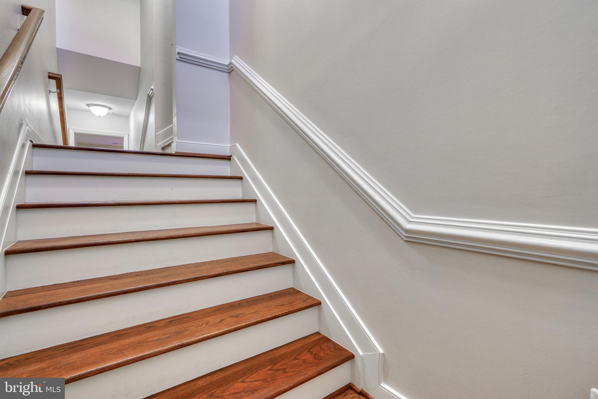 HUNT VALLEY - Residential Lease