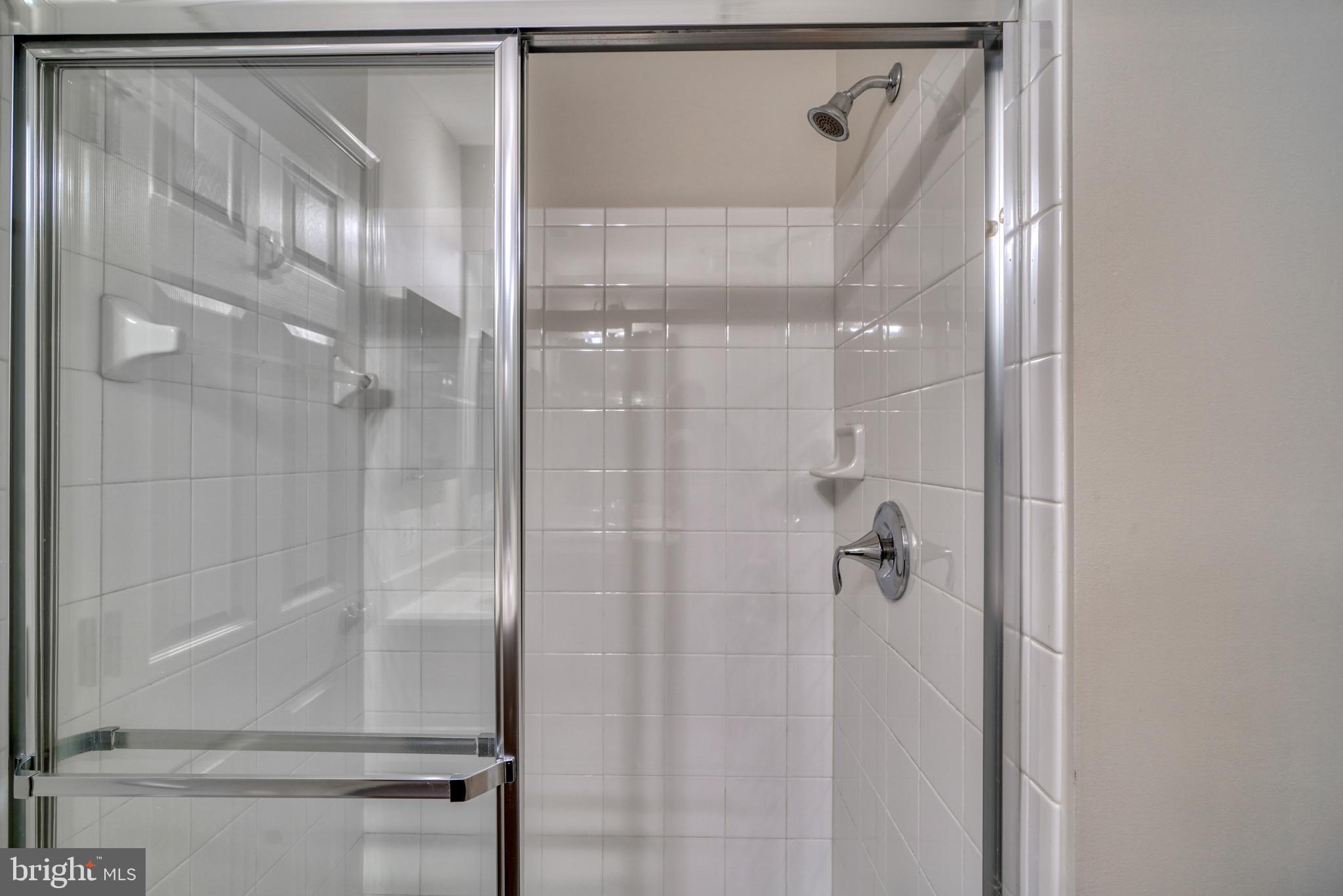 HUNT VALLEY - Residential Lease