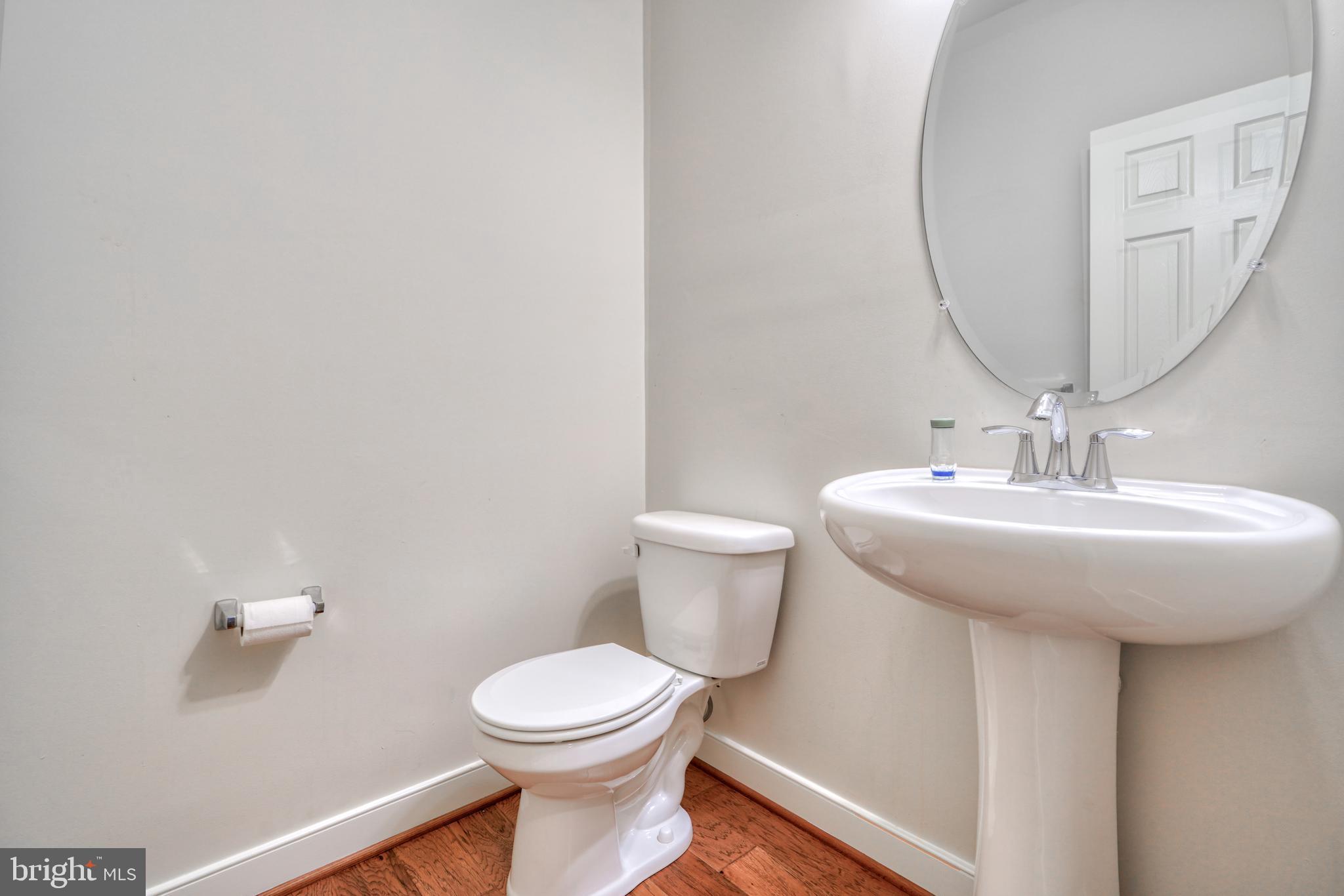 HUNT VALLEY - Residential Lease