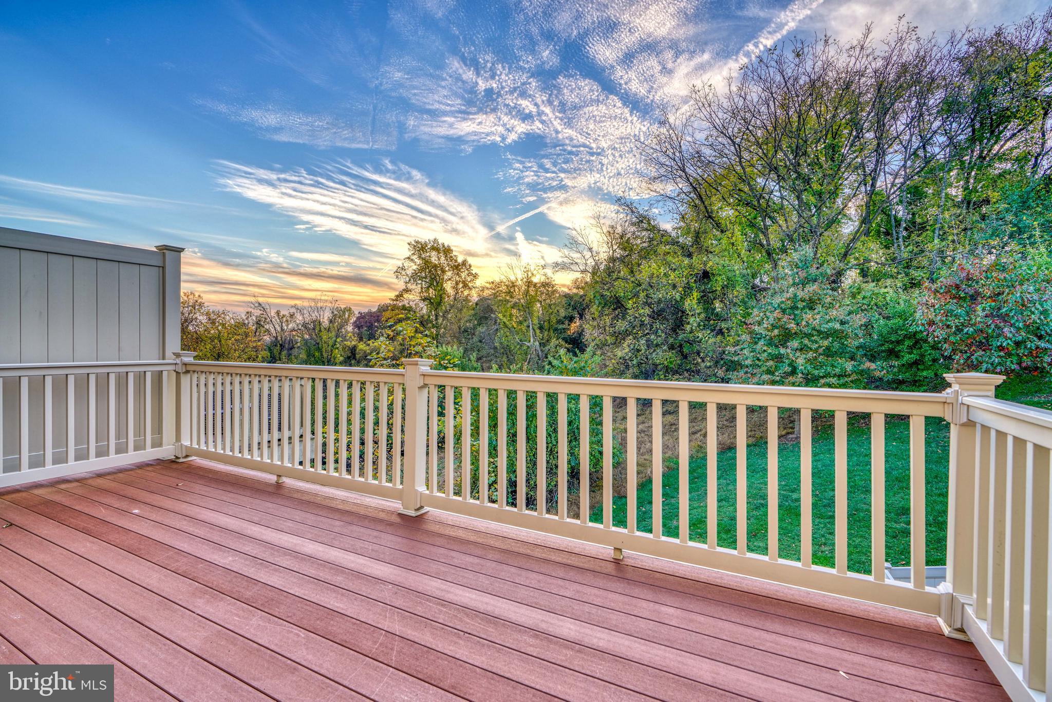 HUNT VALLEY - Residential Lease