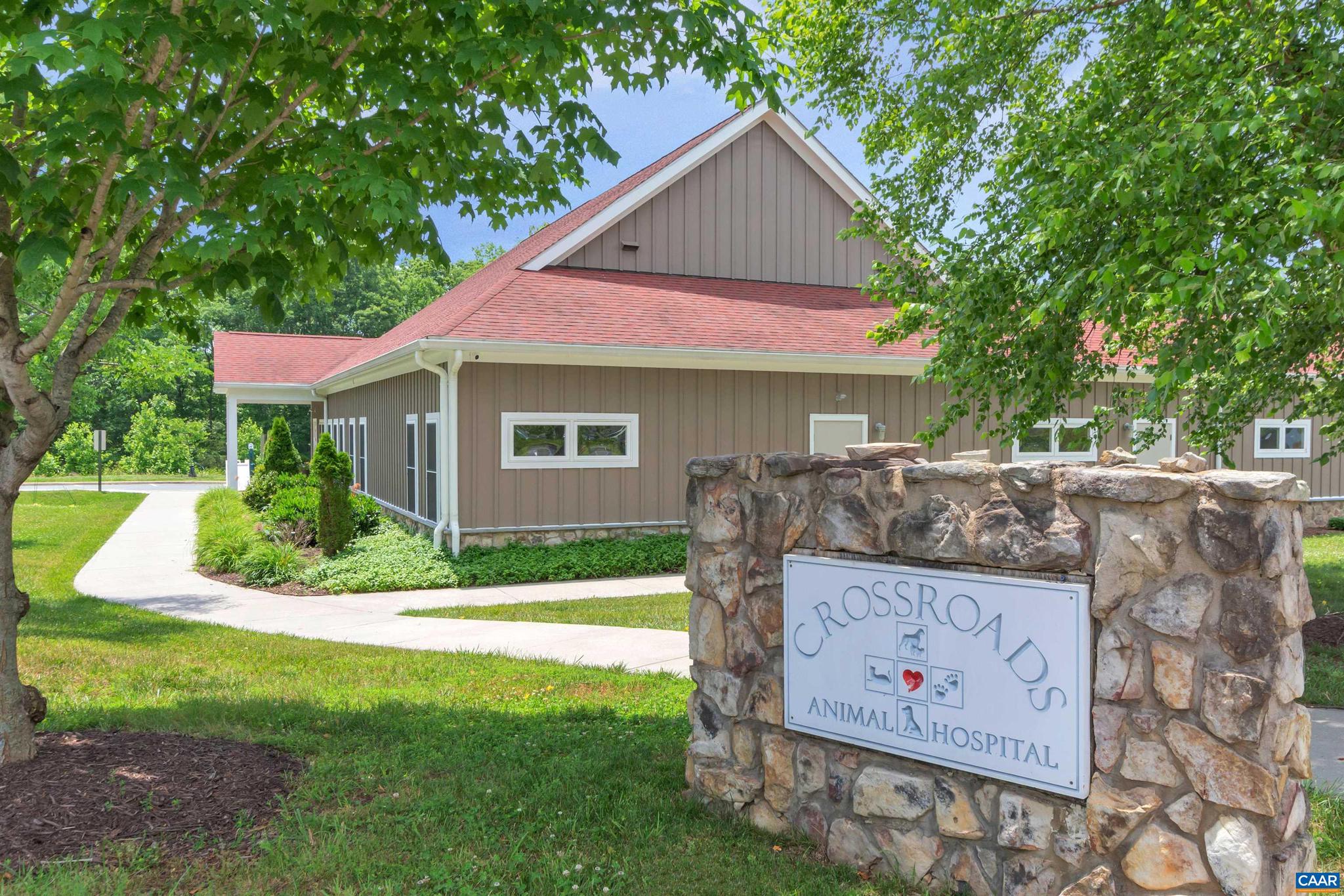 MEADOW BROOK - Residential