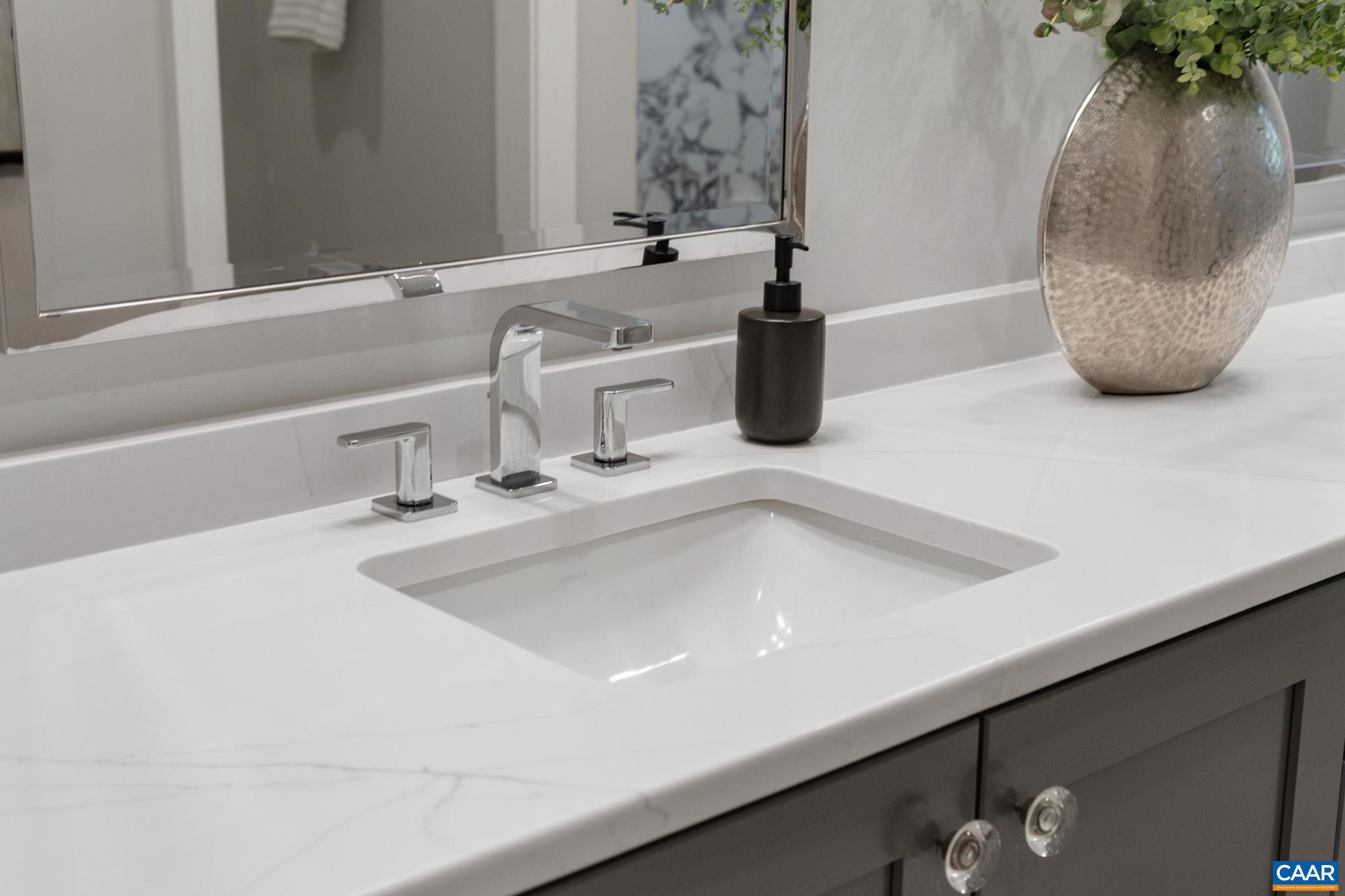 MEADOW BROOK - Residential