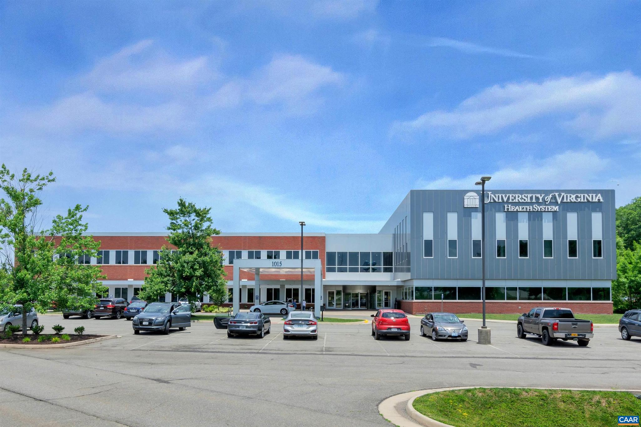 MEADOW BROOK - Residential