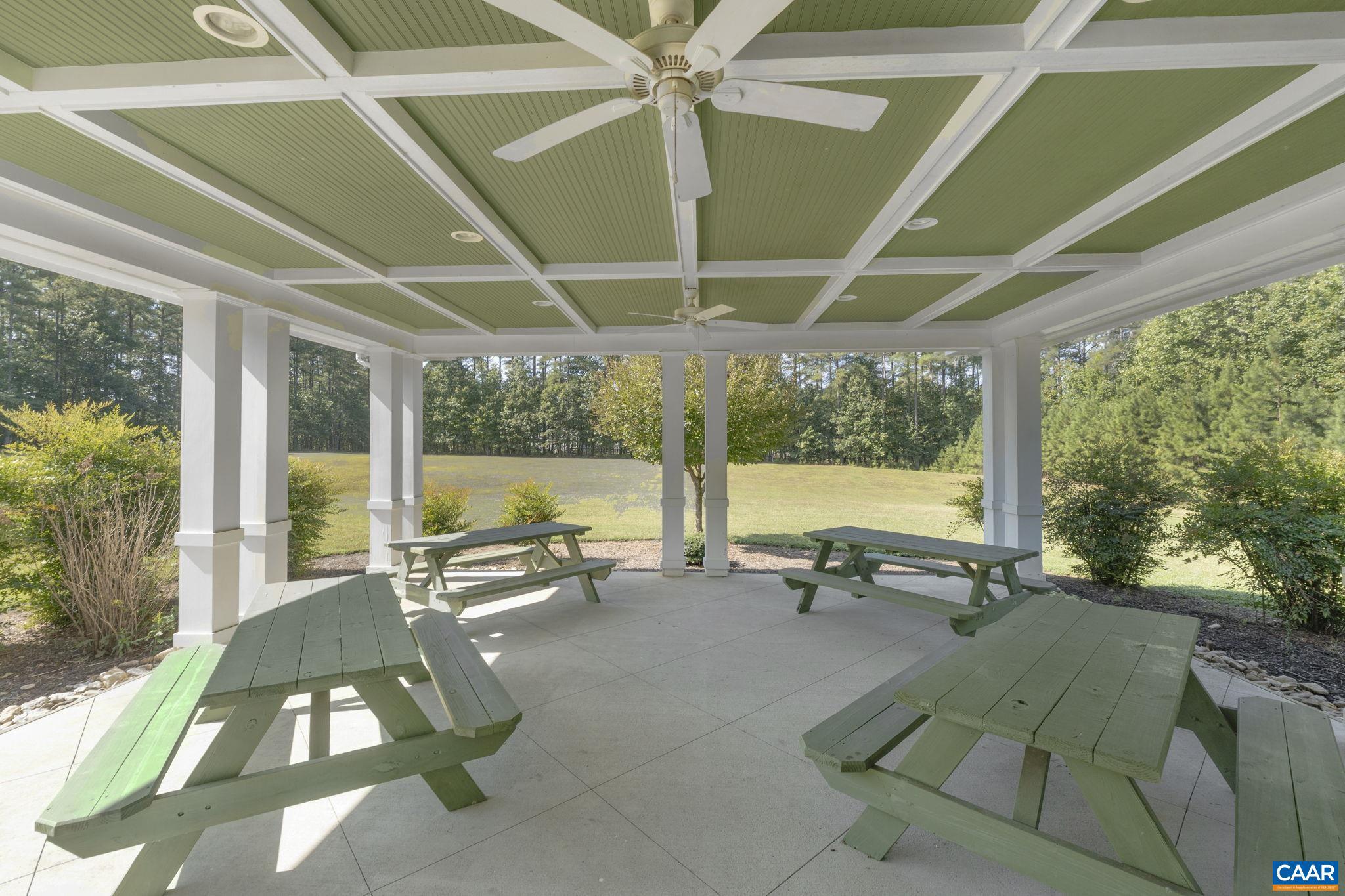 MEADOW BROOK - Residential