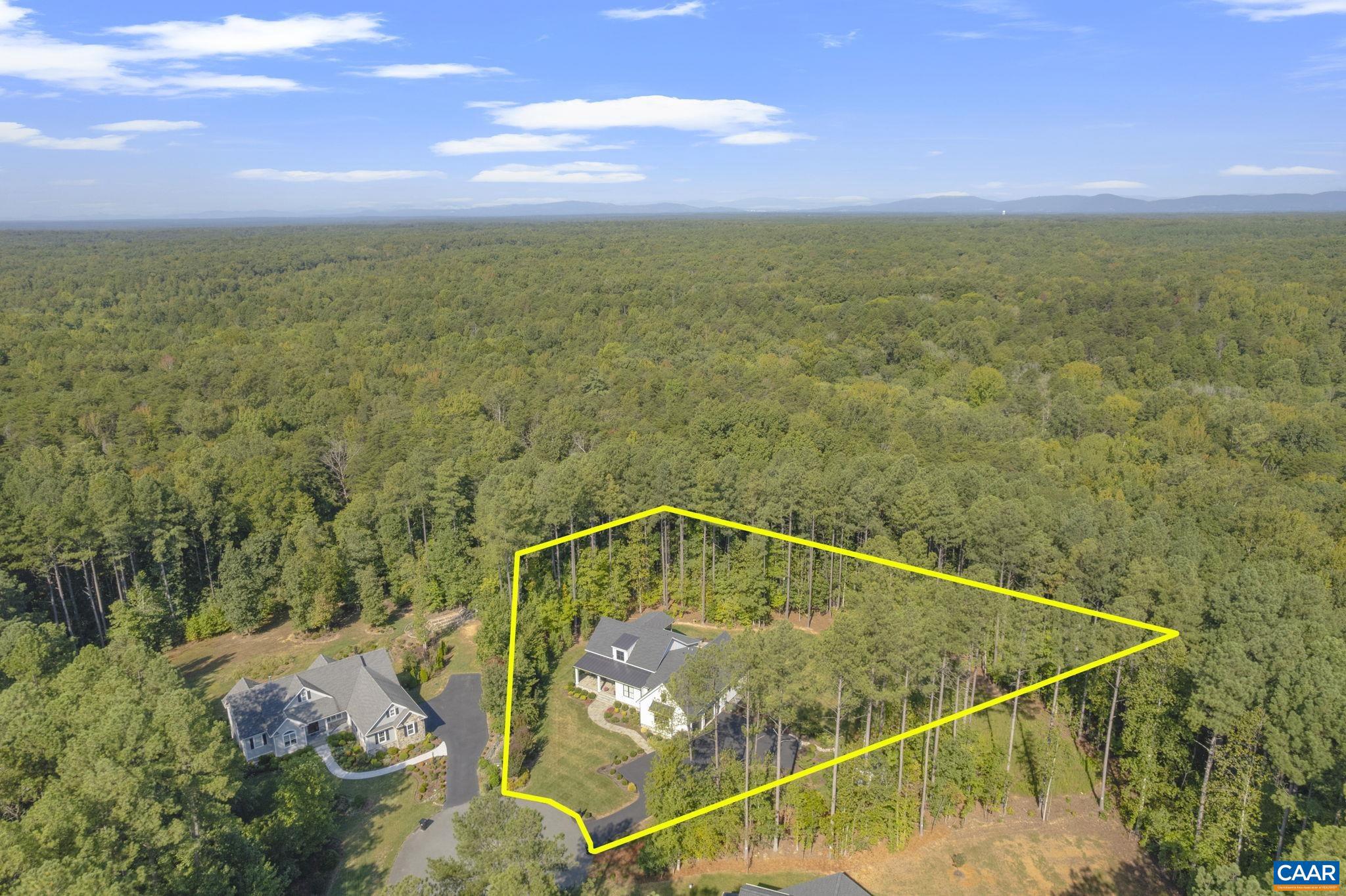 MEADOW BROOK - Residential