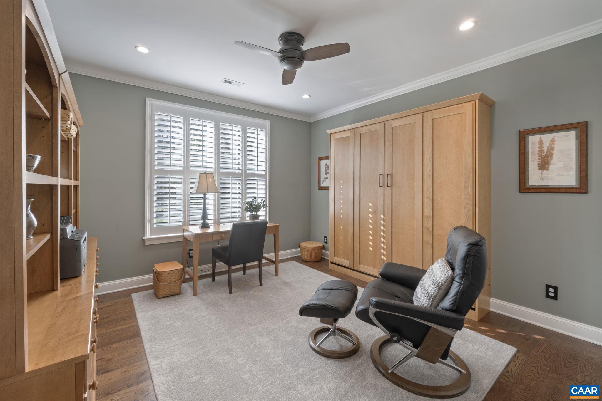 MEADOW BROOK - Residential