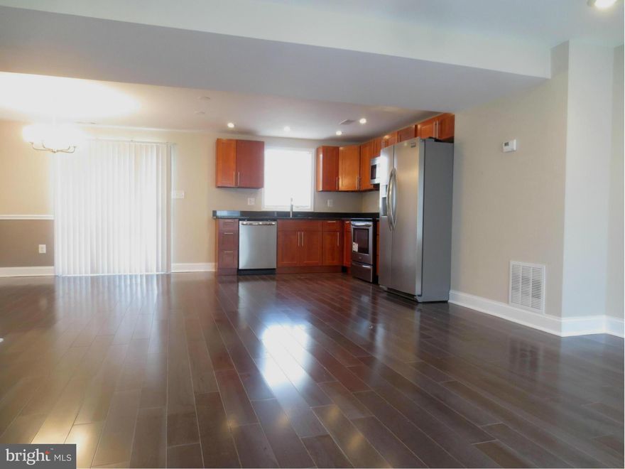 A Unique Remodeled EOG, where Modern meets Luxury. Huge Yard. Every Amenity: Gorgeous Kitchen with new Cabinets, Stainless Appliances, Stunning Granite. Solid Hardwood Floor, Wide Open Layout, New Large Deck, 2 Dual-Entry Bathrooms! Basement Suite includes Family Room, Bedroom/Office and Full bath. Walk-in Master Bedroom Closet. Gigantic Park-like Backyard