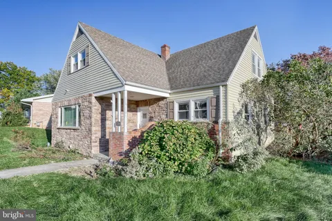 MLS: PADA2042294