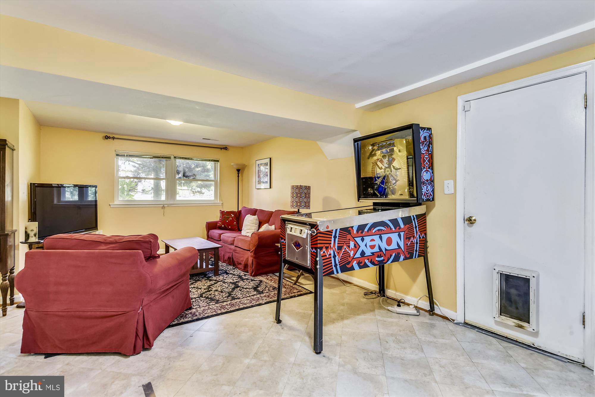 BRUIN HEIGHTS - Residential