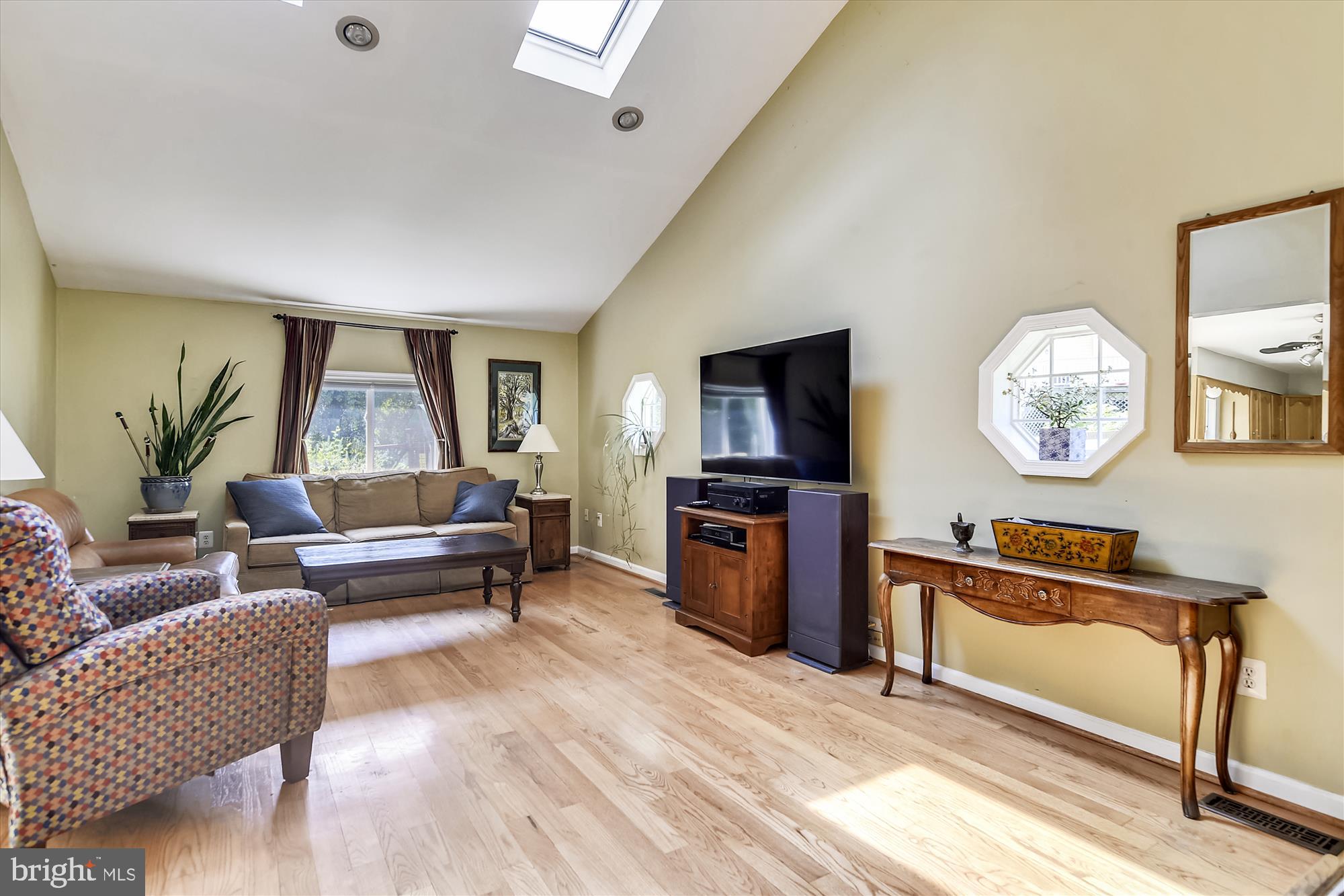 BRUIN HEIGHTS - Residential