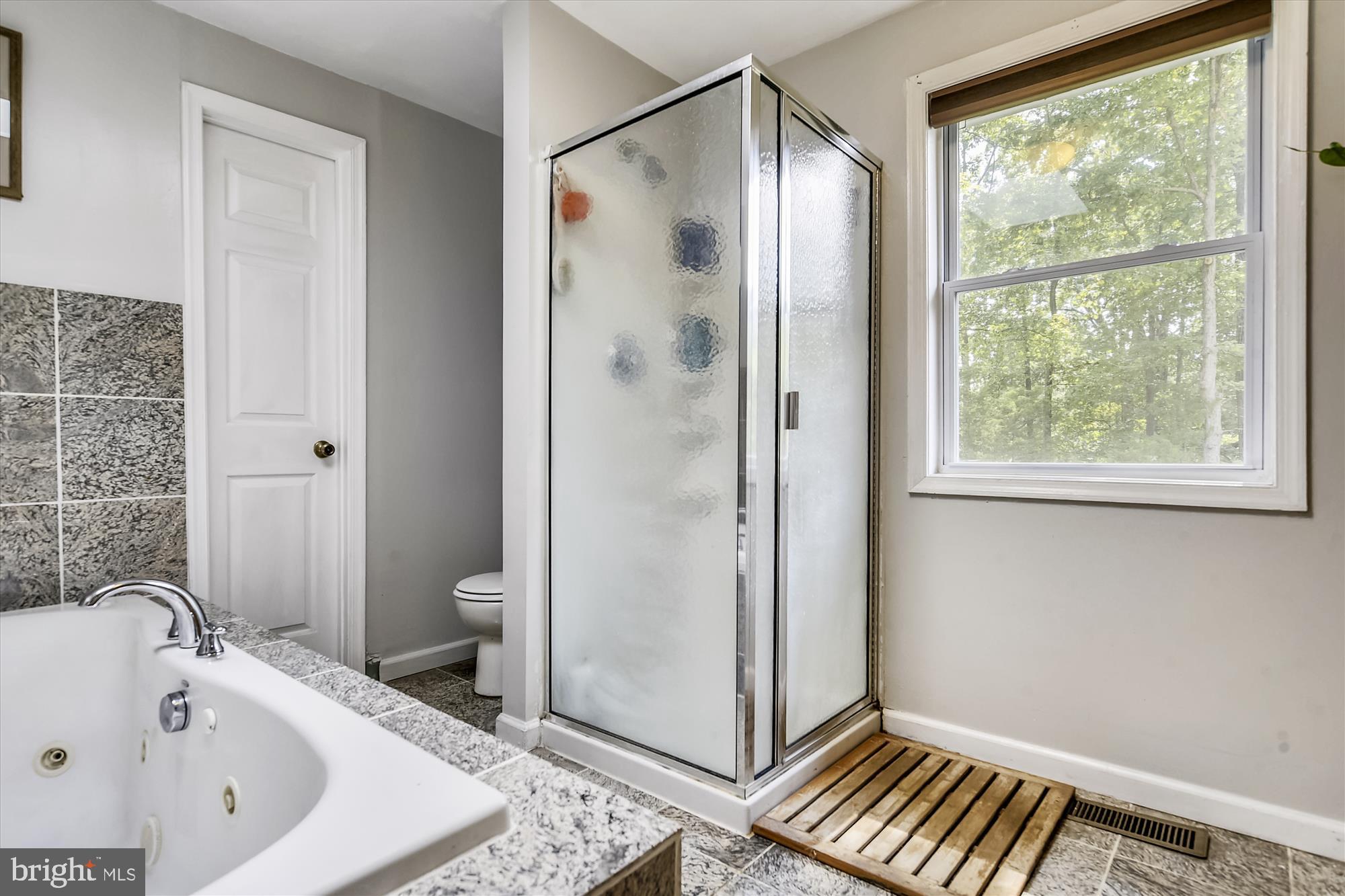 BRUIN HEIGHTS - Residential